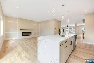 428 Lafayette Avenue, Cliffside Park, NJ 07010 - Photo 15