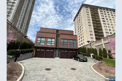 140 Overlook B2 #B2, Hackensack, NJ 07601 - Photo 3
