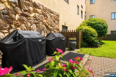 75 Liberty Avenue D19 #D19, Jersey City, NJ 07306 - Photo 17