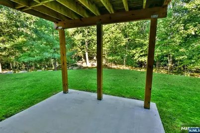 10 Stanley 10 #10, Wanaque, NJ 07465 - Photo 31