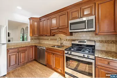 181 Long Hill 6 #6, Little Falls Township, NJ 07424 - Photo 9