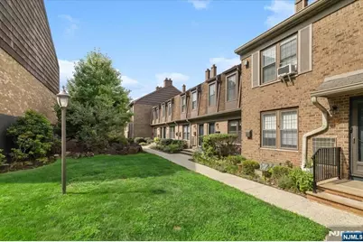 181 Long Hill 6 #6, Little Falls Township, NJ 07424 - Photo 3