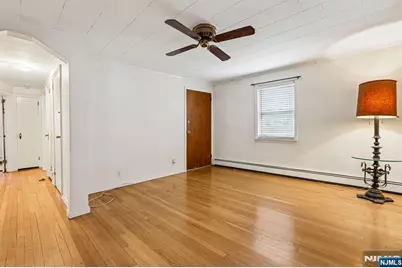 41 Macarthur Avenue, Lodi, NJ 07644 - Photo 11