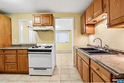 41 Macarthur Avenue, Lodi, NJ 07644 - Photo 17