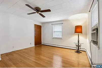 41 Macarthur Avenue, Lodi, NJ 07644 - Photo 9