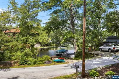 105 Shore Road, Byram Township, NJ 07821 - Photo 31