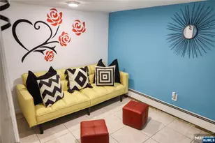 9 Emerson Pl, Newark, NJ 07114 - Photo 19