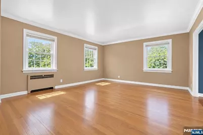 185 E Palisade Avenue D11B #D11B, Englewood, NJ 07631 - Photo 3