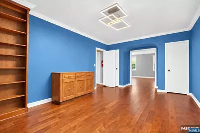 185 E Palisade Avenue D11B #D11B, Englewood, NJ 07631 - Photo 5