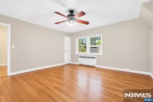 185 E Palisade Ave D11B, Englewood, NJ 07631 - Photo 9
