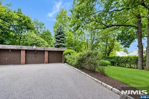 185 E Palisade Ave D11B, Englewood, NJ 07631 - Photo 27