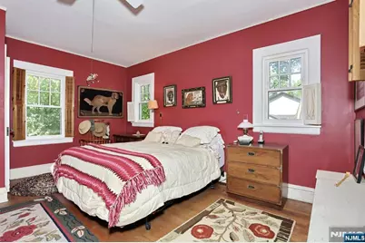 19 S Lyle Avenue, Tenafly, NJ 07670 - Photo 21