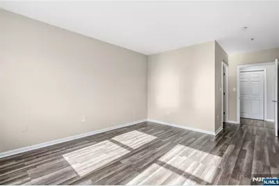 905 River Road 224 #224, Edgewater, NJ 07020 - Photo 7