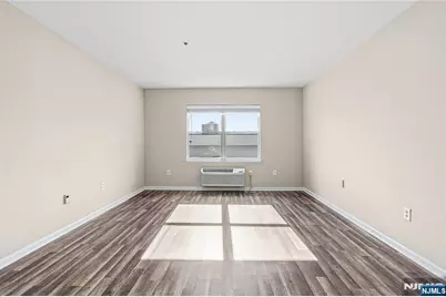 905 River Road 224 #224, Edgewater, NJ 07020 - Photo 5