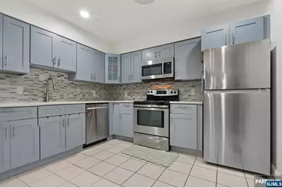 2 Ann Street N308 #N308, Clifton, NJ 07013 - Photo 9