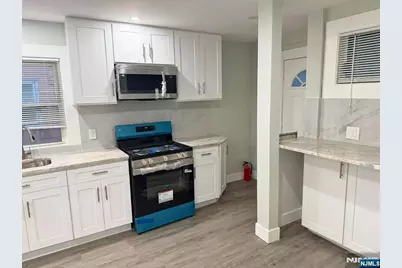 75 Clinton Place 1 #1, Hackensack, NJ 07601 - Photo 5