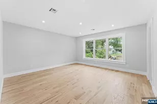 136 N 17th, East Orange, NJ 07017 - Photo 17
