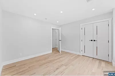 136 N 17th, East Orange, NJ 07017 - Photo 15