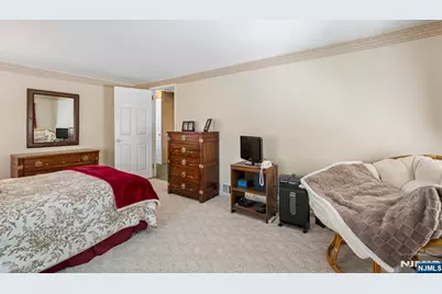 25 Swan, Livingston, NJ 07039 - Photo 17