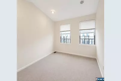 10 Devonshire Drive 141 #141, Clifton, NJ 07013 - Photo 19