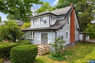 933 Maple Ave, Ridgefield, NJ 07657 - Photo 1