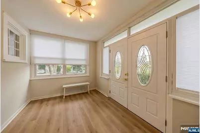 933 Maple Avenue, Ridgefield, NJ 07657 - Photo 11
