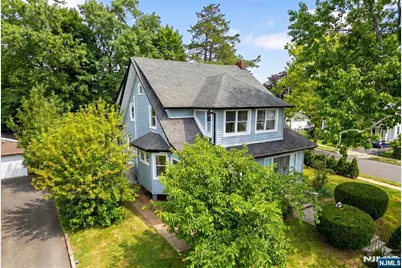 933 Maple Avenue, Ridgefield, NJ 07657 - Photo 7
