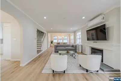 933 Maple Avenue, Ridgefield, NJ 07657 - Photo 13