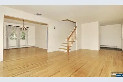 33 Hillside Avenue, Riverdale, NJ 07457 - Photo 5