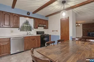 33 Hillside Ave, Riverdale, NJ 07457 - Photo 9