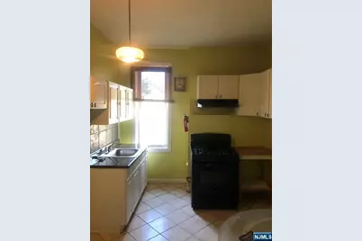 295 Central Avenue, Newark, NJ 07103 - Photo 7