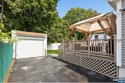 535 Freeman Street, Lyndhurst Township, NJ 07071 - Photo 31