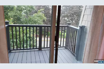 560 North Avenue K #K, Fort Lee, NJ 07024 - Photo 7