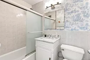 135 Montgomery Street 8B, Jersey City, NJ 07302 - Photo 15