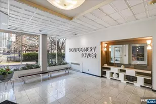 135 Montgomery Street 8B, Jersey City, NJ 07302 - Photo 17