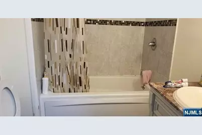 536 Nordhoff Drive, Leonia, NJ 07605 - Photo 17