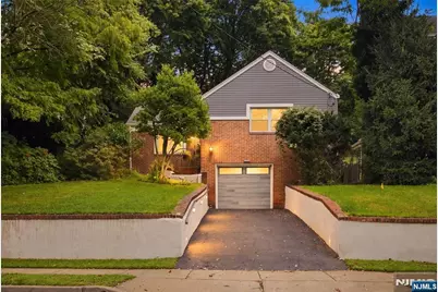 43 Linden Terrace, Leonia, NJ 07605 - Photo 1