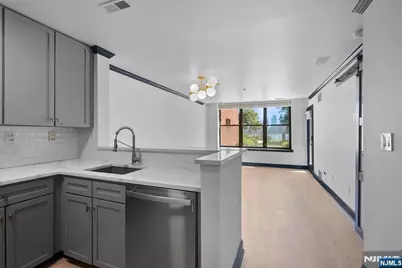 24 Ave At Port Imperial B37 #B37, West New York, NJ 07093 - Photo 5