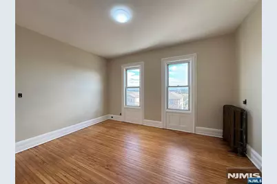 67 Prospect Terrace 2nd Fl #2nd fl, East Rutherford, NJ 07073 - Photo 7