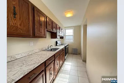 67 Prospect Terrace 2nd Fl #2nd fl, East Rutherford, NJ 07073 - Photo 13