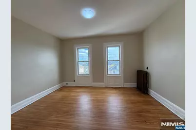 67 Prospect Terrace 2nd Fl #2nd fl, East Rutherford, NJ 07073 - Photo 9