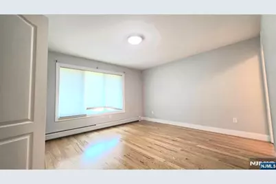 750 E Edgewater Avenue 1st Fl #1st FL, Ridgefield, NJ 07657 - Photo 7