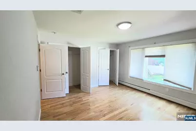 750 E Edgewater Avenue 1st Fl #1st FL, Ridgefield, NJ 07657 - Photo 9