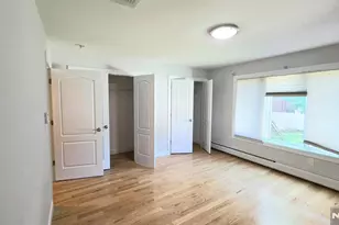 750 E Edgewater Ave 1st Fl, Ridgefield, NJ 07657 - Photo 9