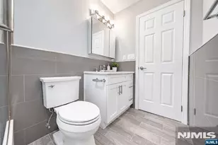 479 Undercliff Ave, Edgewater, NJ 07020 - Photo 13