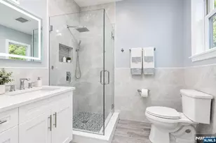 479 Undercliff Ave, Edgewater, NJ 07020 - Photo 7