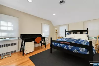 626 Sunderland Road, Teaneck Township, NJ 07666 - Photo 25