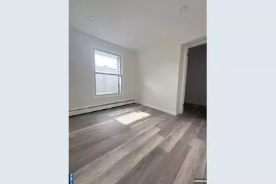 38 Church Street, Lodi, NJ 07644 - Photo 9