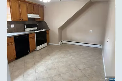 38 Rudolph Avenue 2 #2, Elmwood Park, NJ 07407 - Photo 5