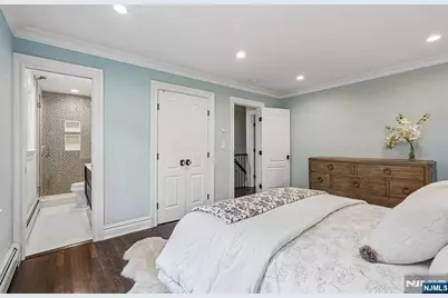 689 Colonial Road, Franklin Lakes, NJ 07417 - Photo 27